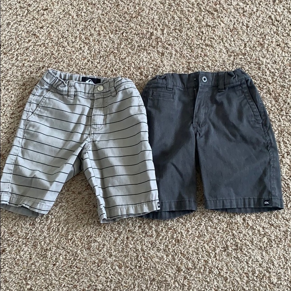 Boys 5T quicksilver shorts bundle